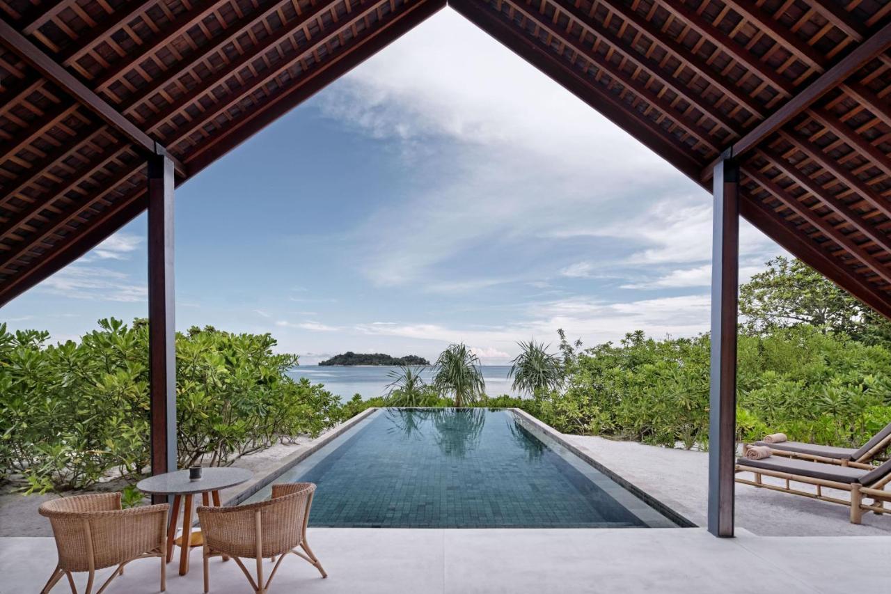 Sheraton Belitung Resort Tanjungbinga Exterior photo