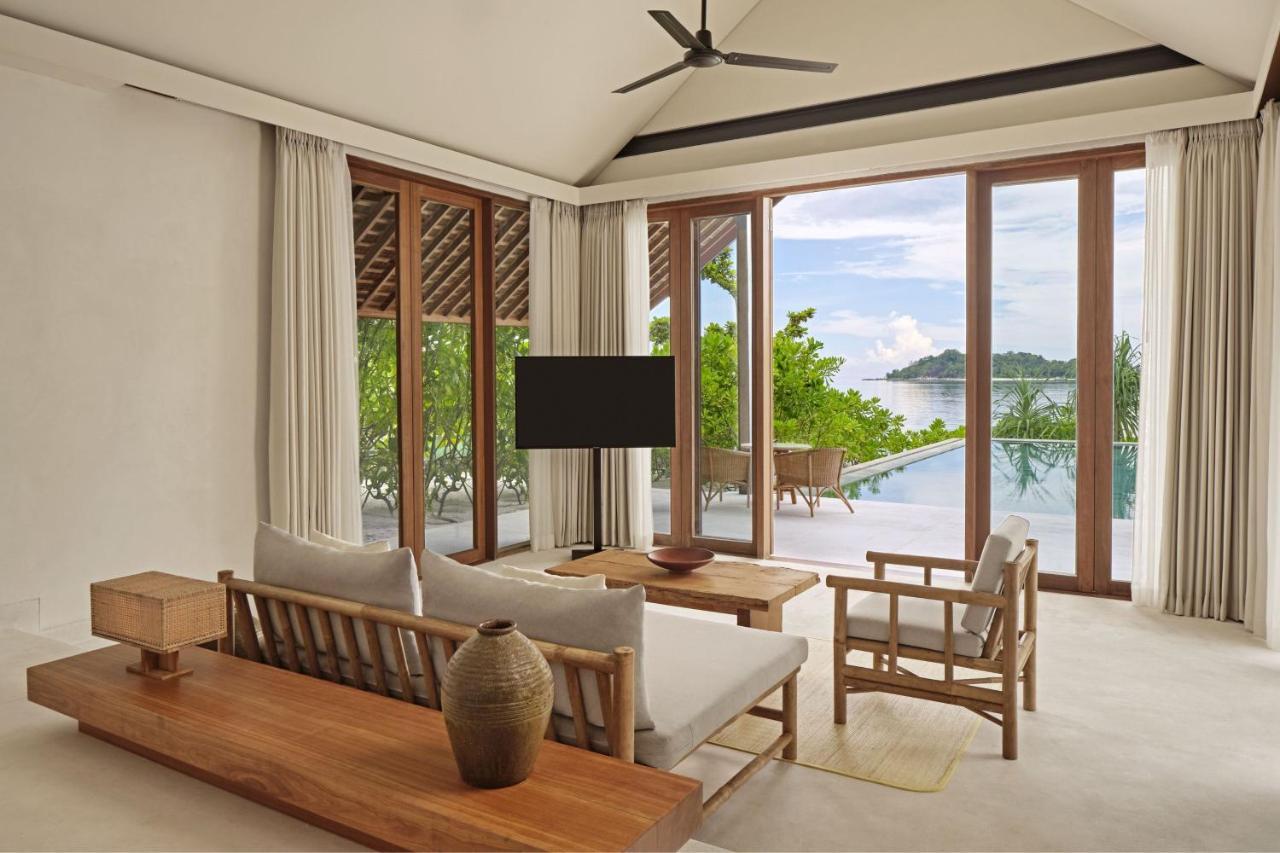 Sheraton Belitung Resort Tanjungbinga Exterior photo