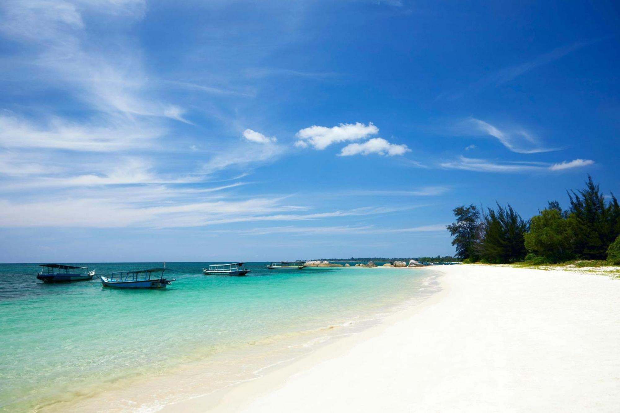 Sheraton Belitung Resort Tanjungbinga Exterior photo