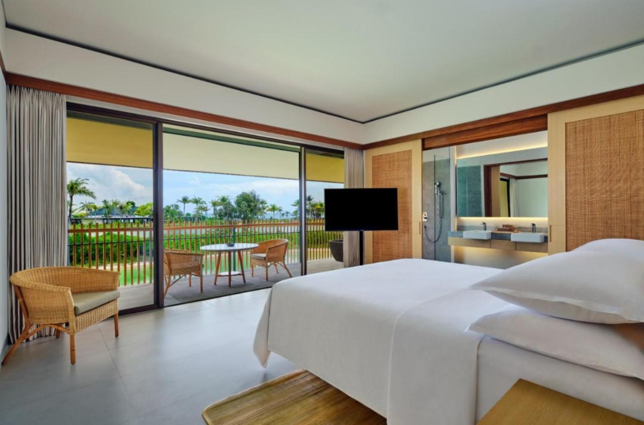 Sheraton Belitung Resort Tanjungbinga Exterior photo